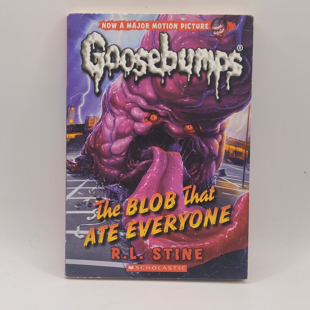 Goosebumps "THE BLOB THAT ATE EVERYONE" by R.L. STINE (2015, Scholastic Books)
